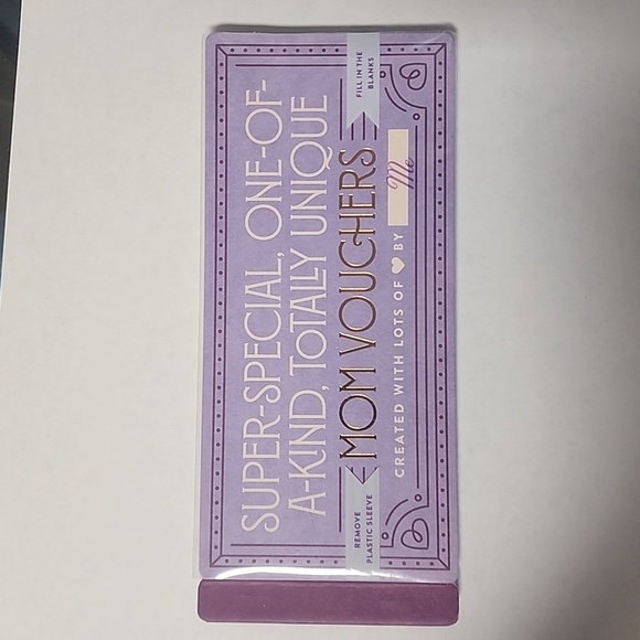 Knock Knock Fill in the Love Mom Vouchers, Book of 15 Unique Perforated Coupons, - Picture 1 of 4